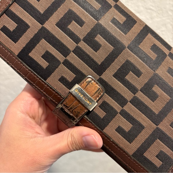 Givenchy Long Snap Wallet Brown - Picture 6 of 12